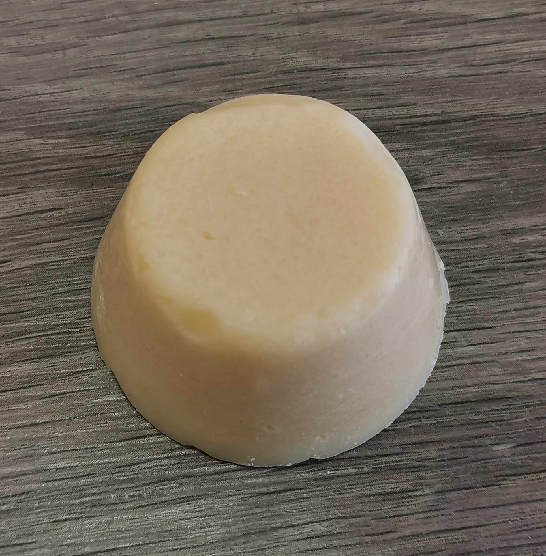 Revitalisant solide - démêlant exotique - Banane et monoï - 15ml